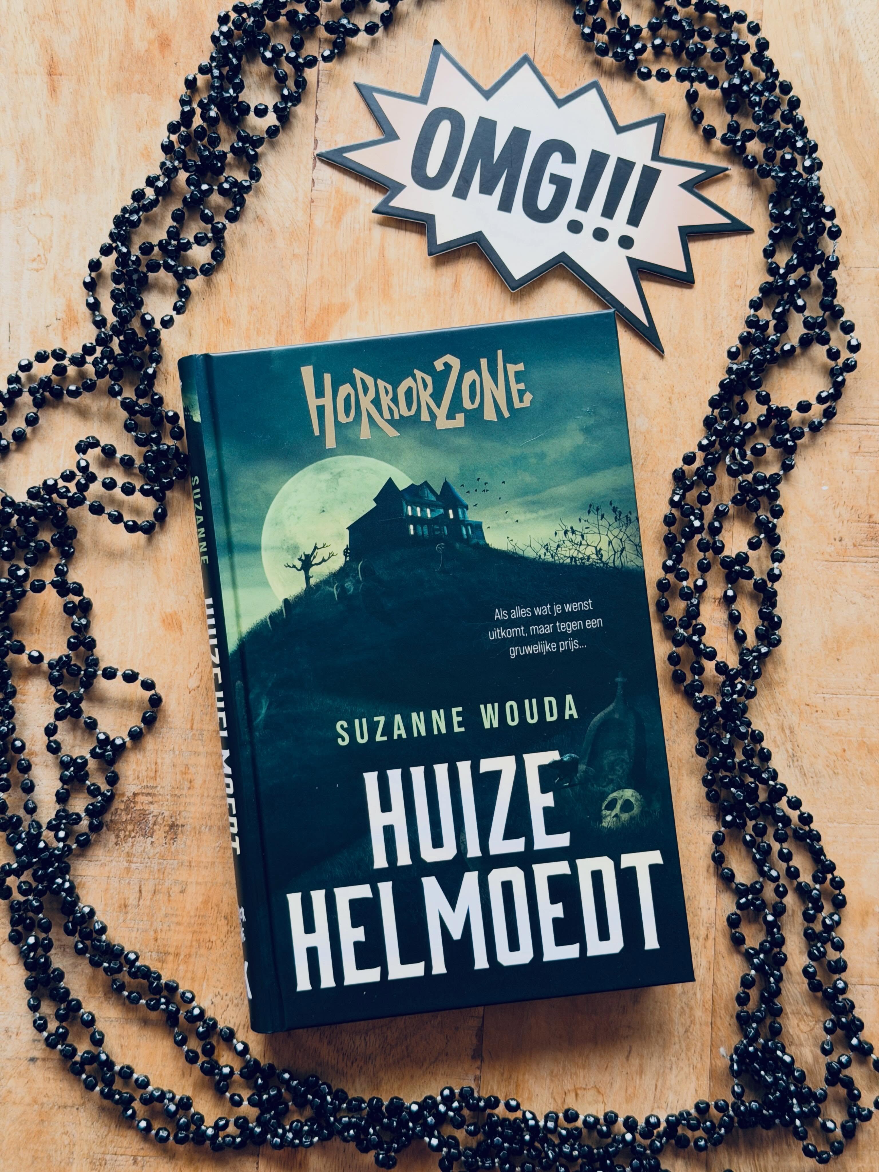 🪦💀🪦
“Of…
Er trekt een huivering langs mijn rug. Huize Welmoedt, of Helmoedt, is écht een horrorhuis. Het spookt hier écht. En dat heeft met het verleden te maken. Met Godelieve en Knokenman.”  Dit is echt een héél lekker, duister verhaal! Nu op mijn blog, link in bio:
Horrorzone: Huize Helmoedt - @suzannewouda @kluitman @horror_kluitman  #horrorzone #huizehelmoedt #suzannewouda #biebmiepje #kluitman