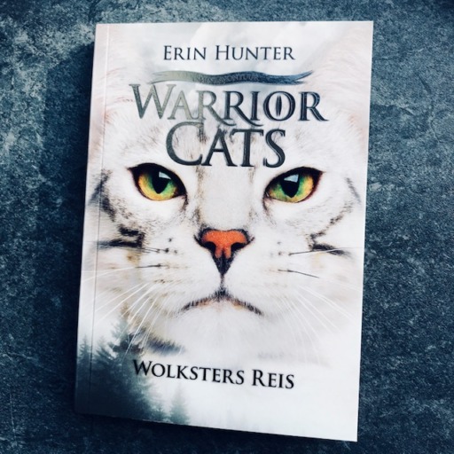 Tijgerklauws woede (Warrior Cats Mini avontuur) (Dutch Edition): Hunter,  Erin: 9789059246232: : Books
